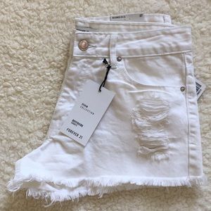NWT Forever 21 white denim shorts, Sz 27 (4)